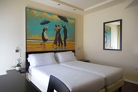 Standard Double Room (1 Double Bed)