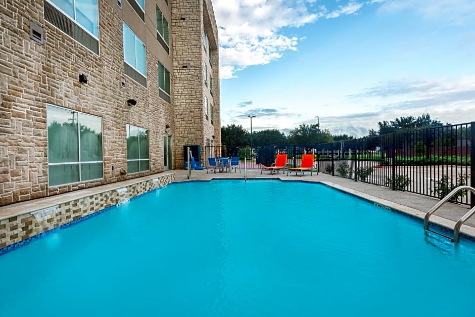 Holiday Inn Express & Suites Houston SW  Missouri City By IHG