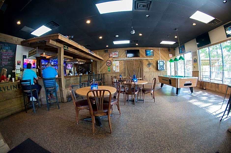 Skyline Lodge