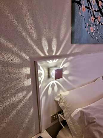 Economy Triple Room