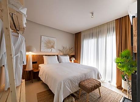 Contessa Suites