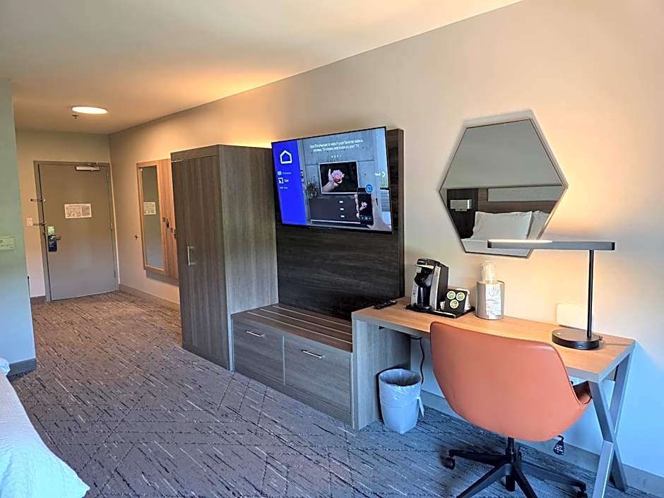 Holiday Inn Express & Suites - Smithfield/Selma By IHG