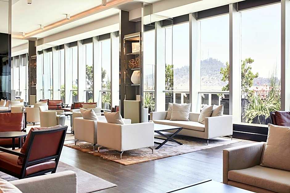 AC Hotel Santiago Cenco Costanera