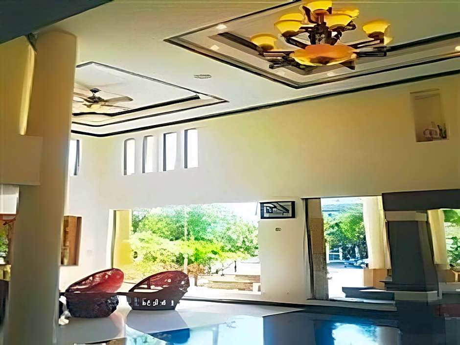 Ariya Inn