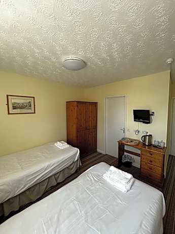 Twin room-Standard-Ensuite-Sea view-Brichfield