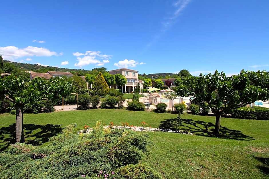 Le Champ d'Eysson Aparthotel