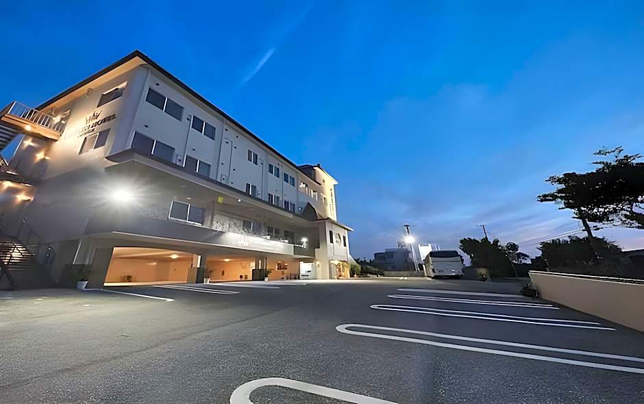 Crown Hotel Okinawa Annex