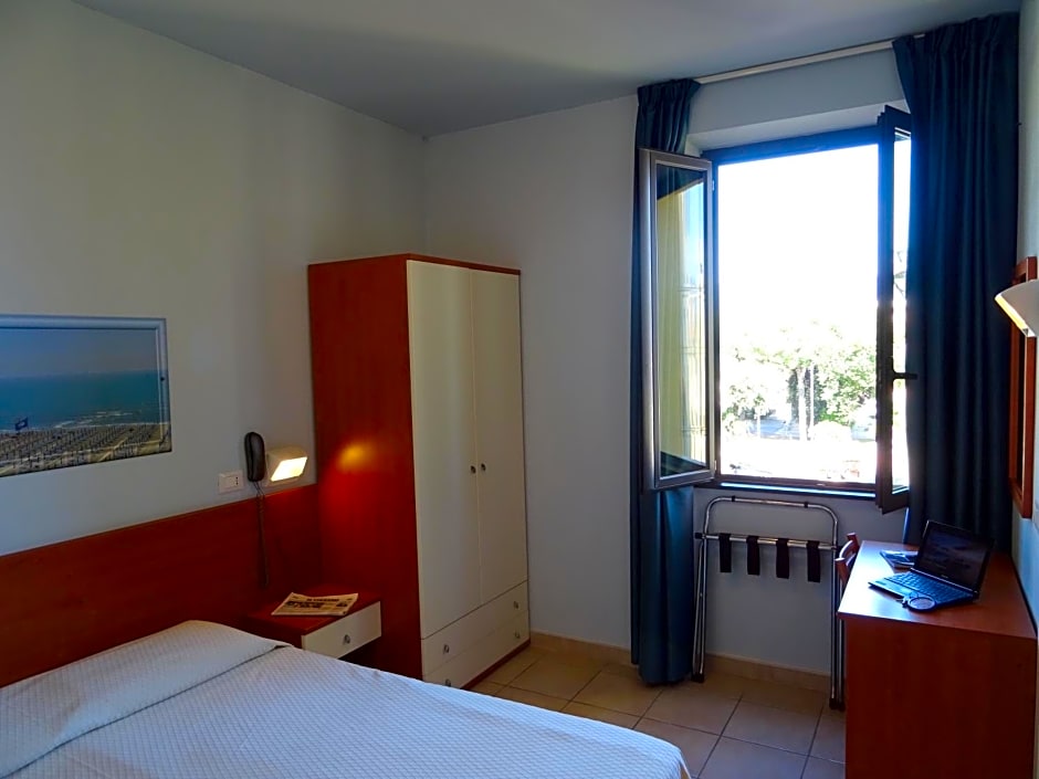 Hotel Sole E Mare