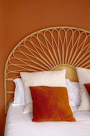 SUPERTUBOS HOUSE Peniche