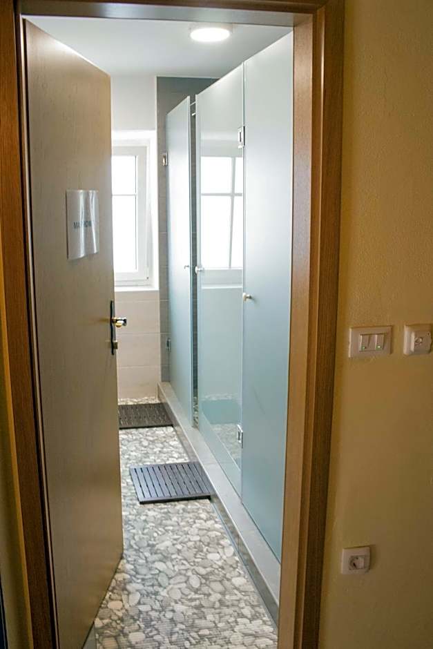 Travellers' Haven Hostel