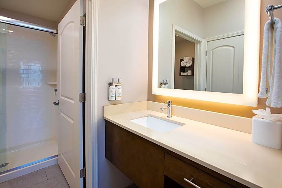 Staybridge Suites AUBURN HILLS By IHG