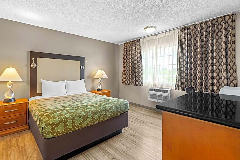 Rodeway Inn & Suites Portland West - Beaverton
