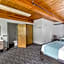 Seward Adventure Lodge