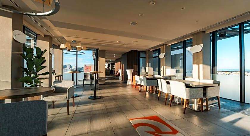 Hotel Aqua Citta Naha