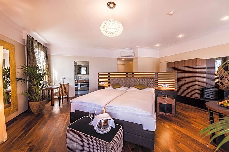 Penthouse by Art Deco Hotel Montana