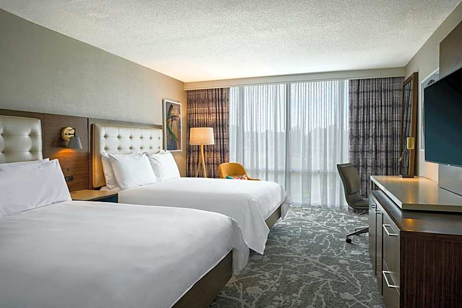 Renaissance by Marriott Meadowlands Hotel