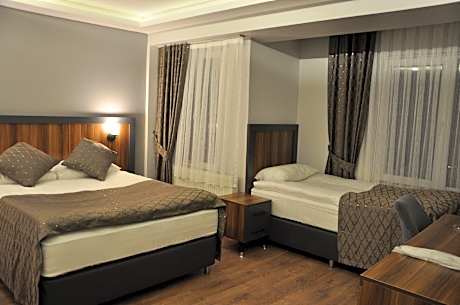 Saka Life Hotel