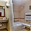 Comfort Suites Wilson - I - 95