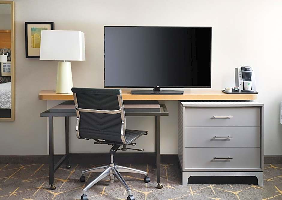 Holiday Inn Boston - Dedham Hotel & Conference Center By IHG