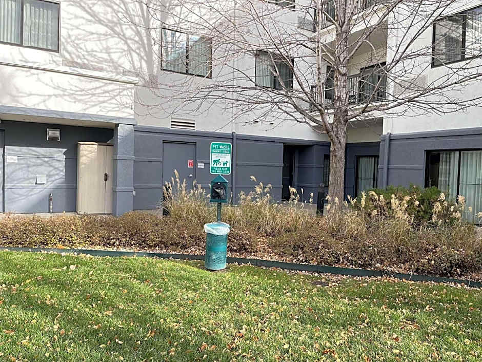 Sonesta Essential Junction City