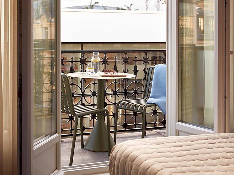 Numa Paris Champs-Élysées