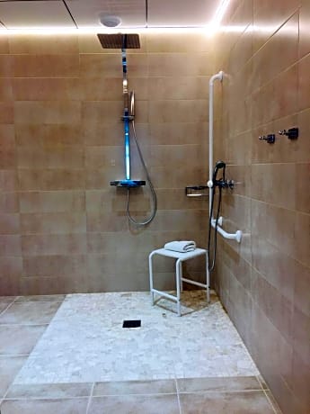 Double Room - Disability Access