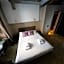 Nerva Accommodation
