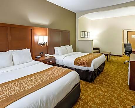 Queen Suite with Two Queen Beds - Non Smoking