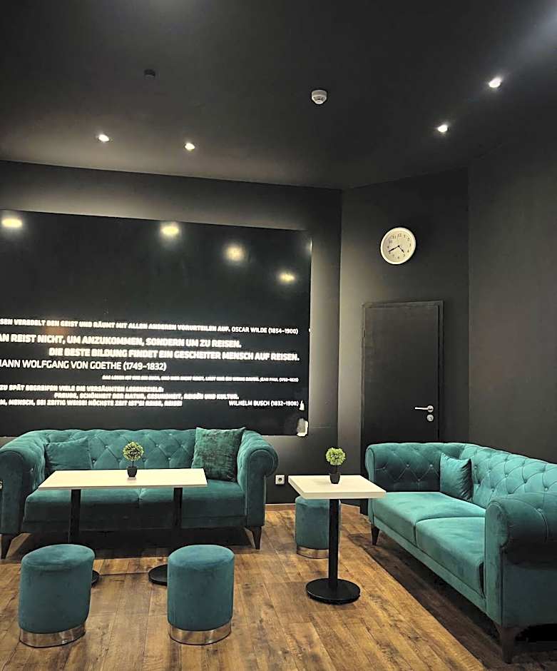 Colour Hotel