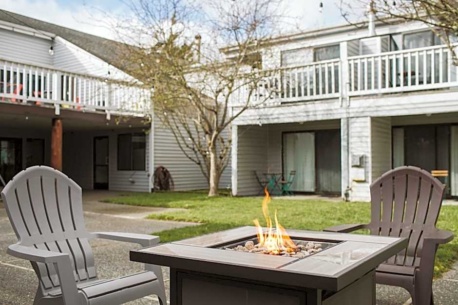 Friday Harbor Suites