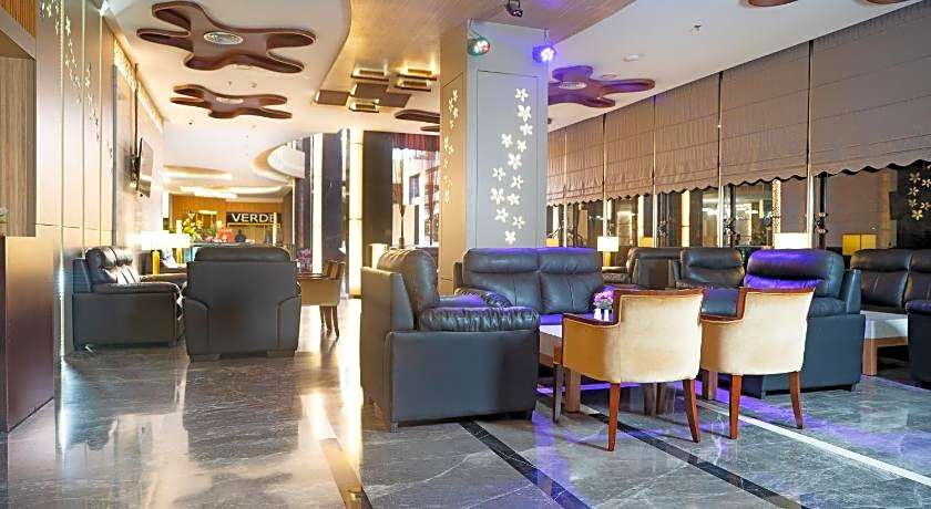 Nagoya Hill Hotel Batam