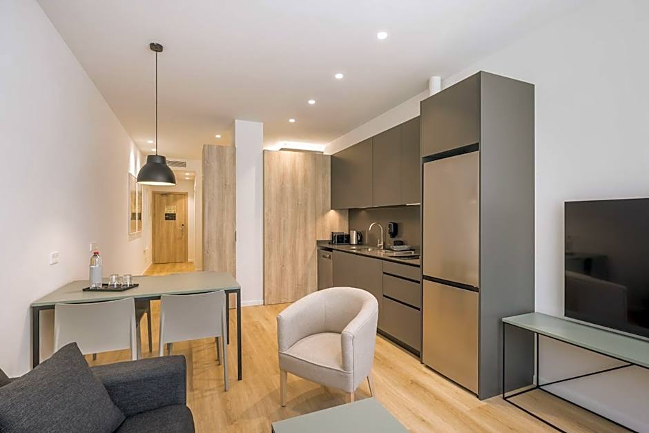 Mon Suites Jardín de Ayora