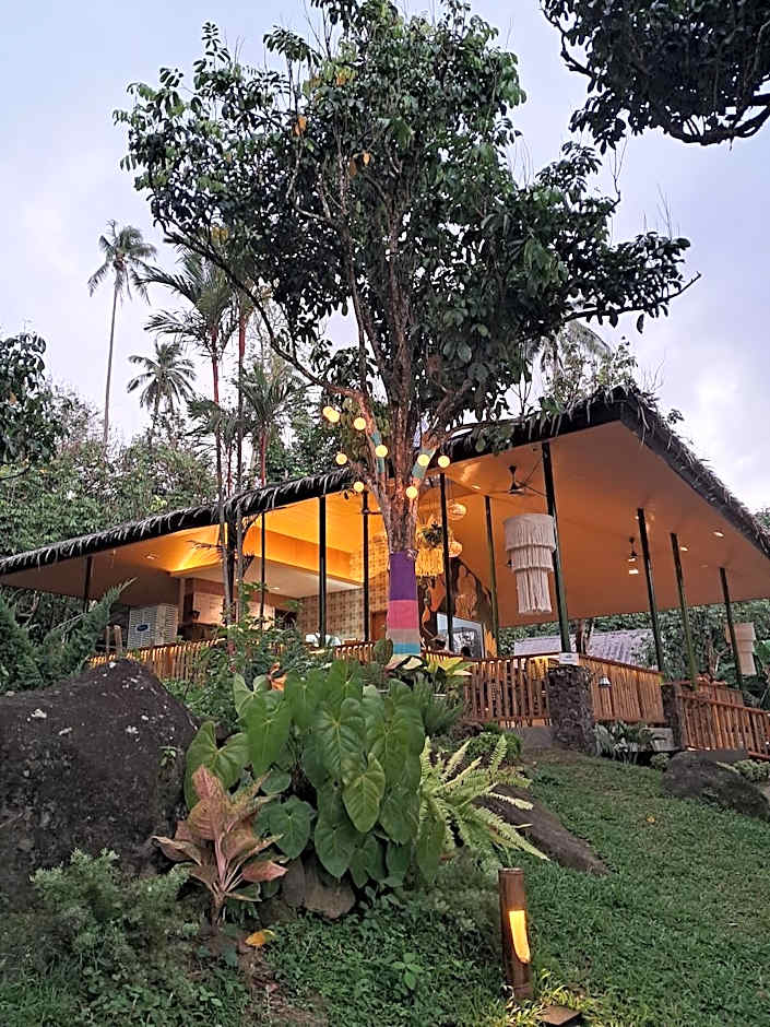 UNWND Boutique Hotel Camiguin