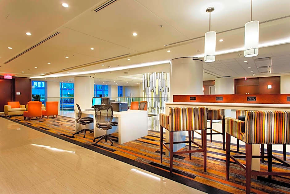 Courtyard by Marriott Montreal Downtown