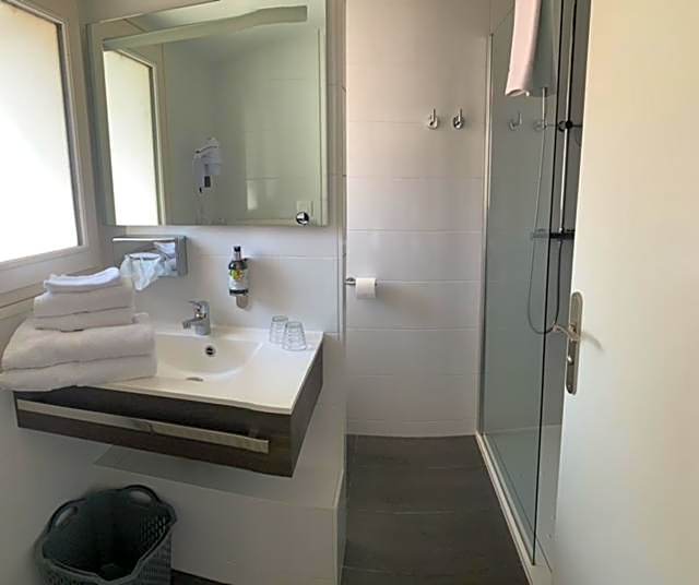 Logis Auberge De La Riviere