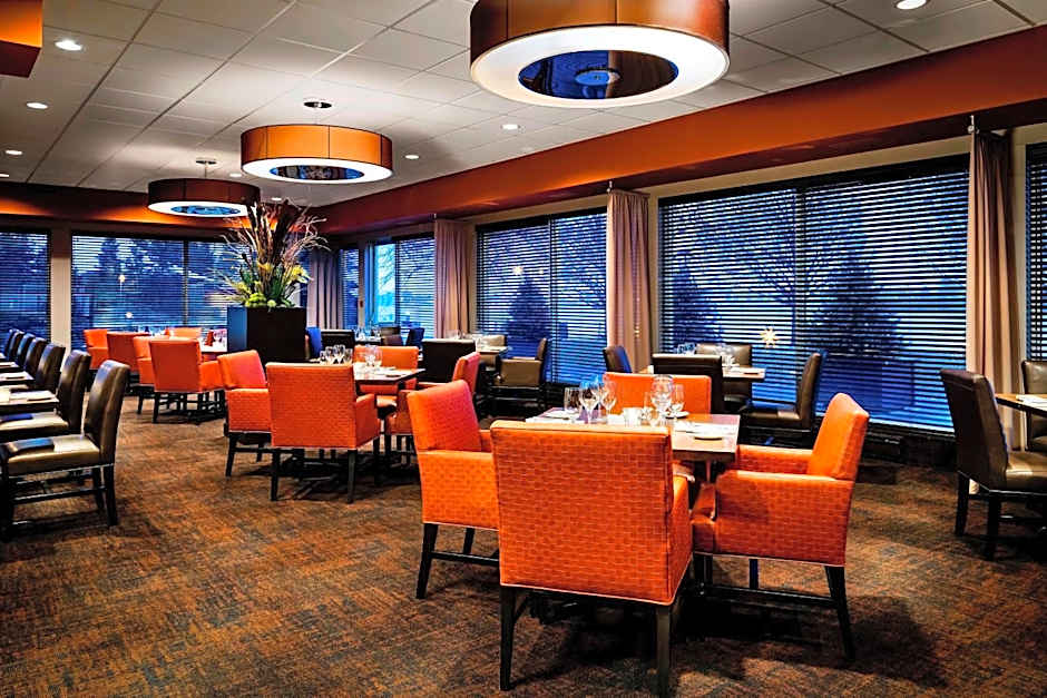 Delta Hotels by Marriott Sault Ste. Marie Waterfront