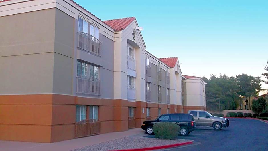 Sonesta Simply Suites Phoenix Tempe