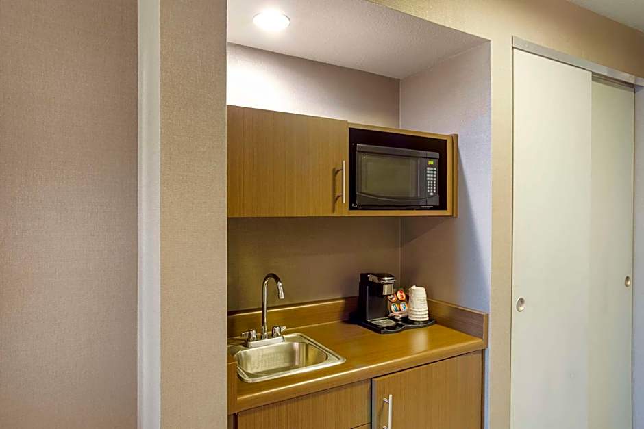 Best Western Plus Coalinga Inn