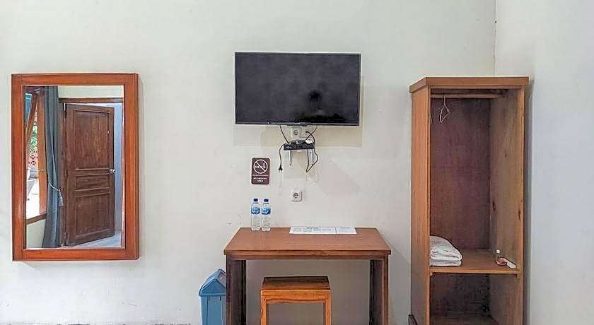 RedDoorz @ Tanakatto Homestay Waikabubak