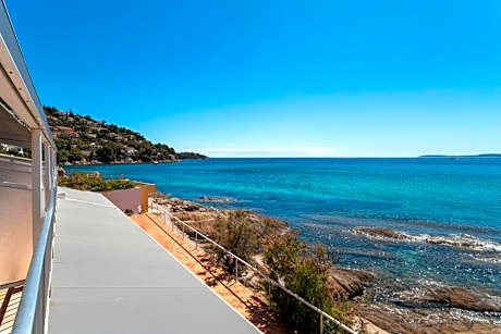 Twin Room with Sea View
