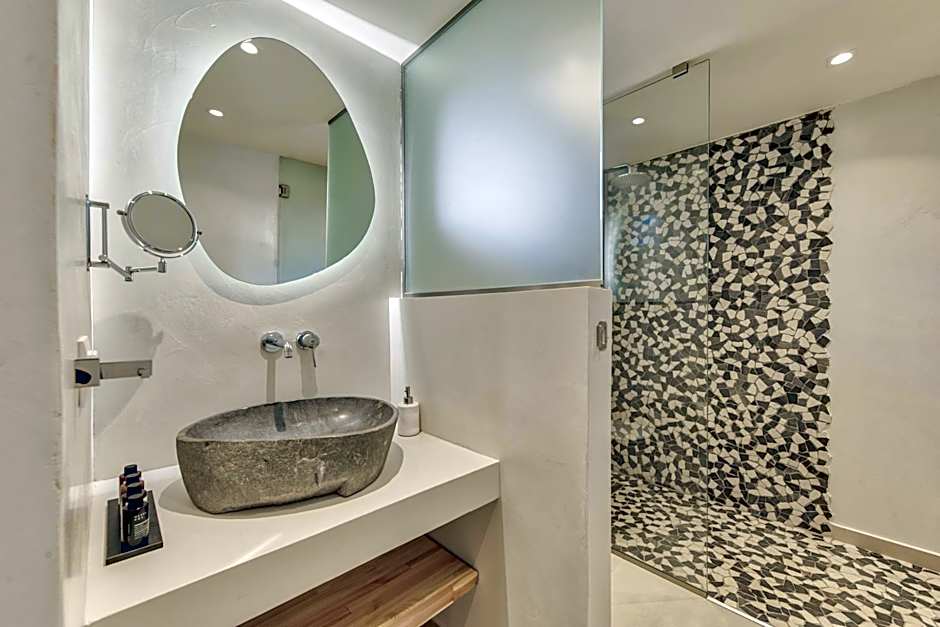 Aliv stone suites & spa