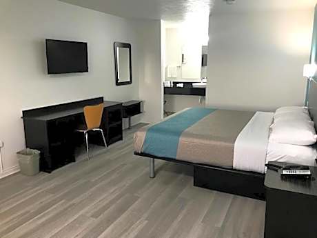 Motel 6-Metropolis, IL