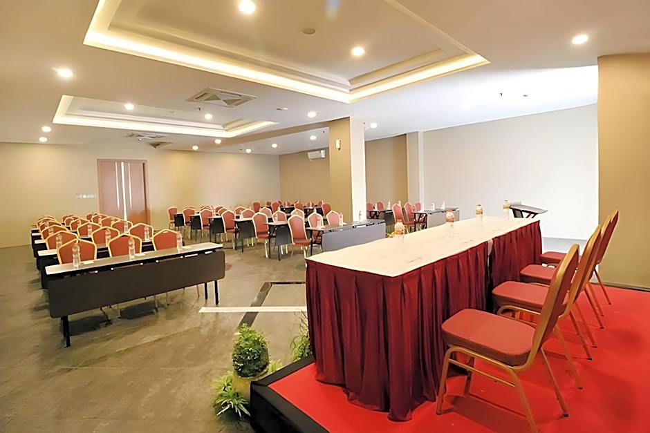 GRAND KOLOPAKING HOTEL