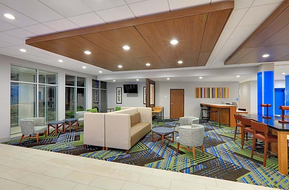 Holiday Inn Express & Suites Dallas NW HWY - Love Field By IHG