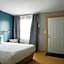 Salt Hotel