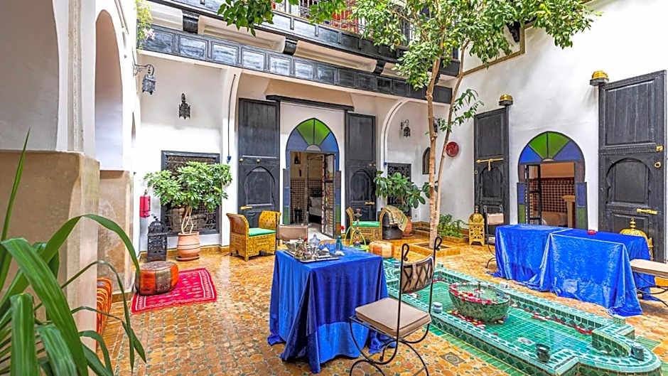 Riad ABBASSIA Marrakech Premiere - Authentic Medina Experience