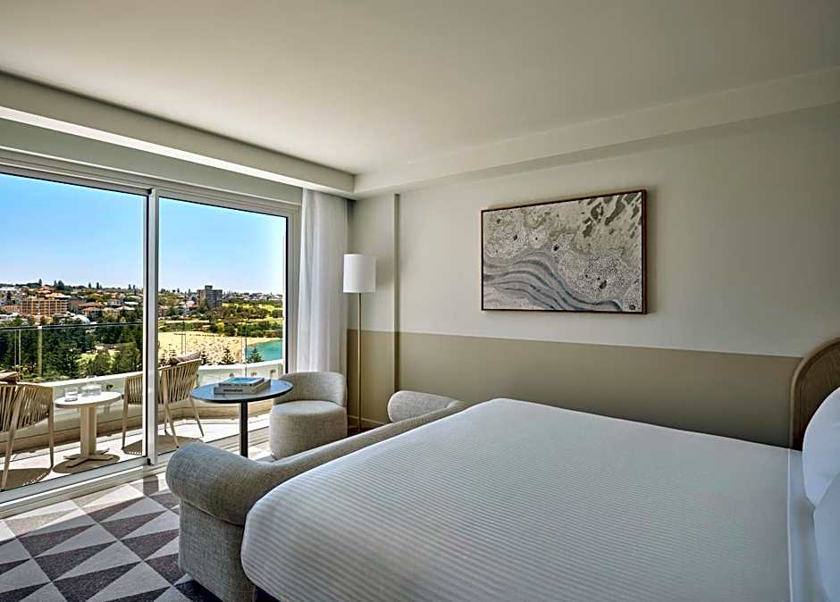 Photo 1 of 4 of Premium 1 King Bed, Ocean View