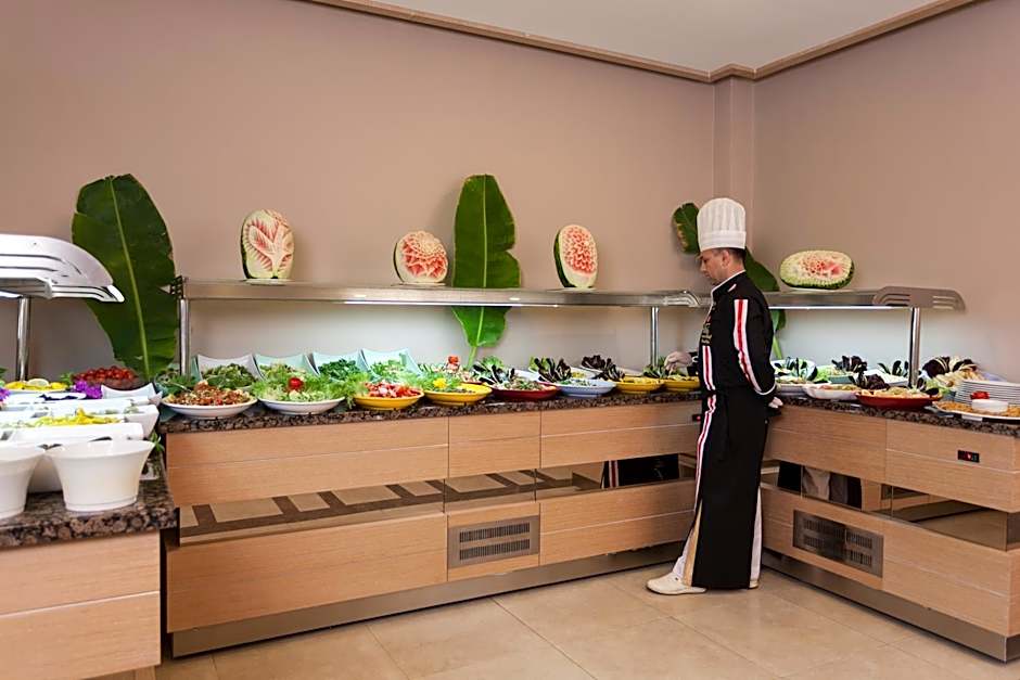 Xperia Saray Beach Hotel