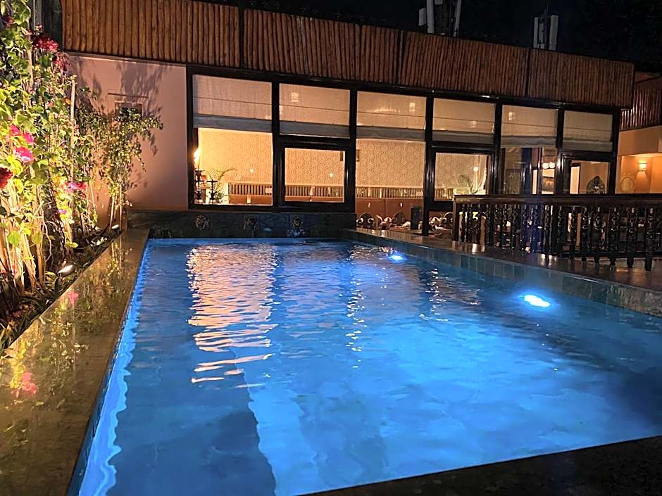 Riad Wazani Square & SPA