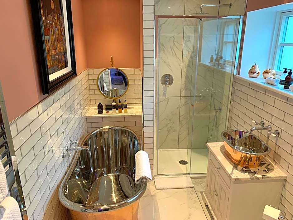 Little Fox Lodge Luxury Hideaway with Hot Tub Glencoe Near Fortwilliam